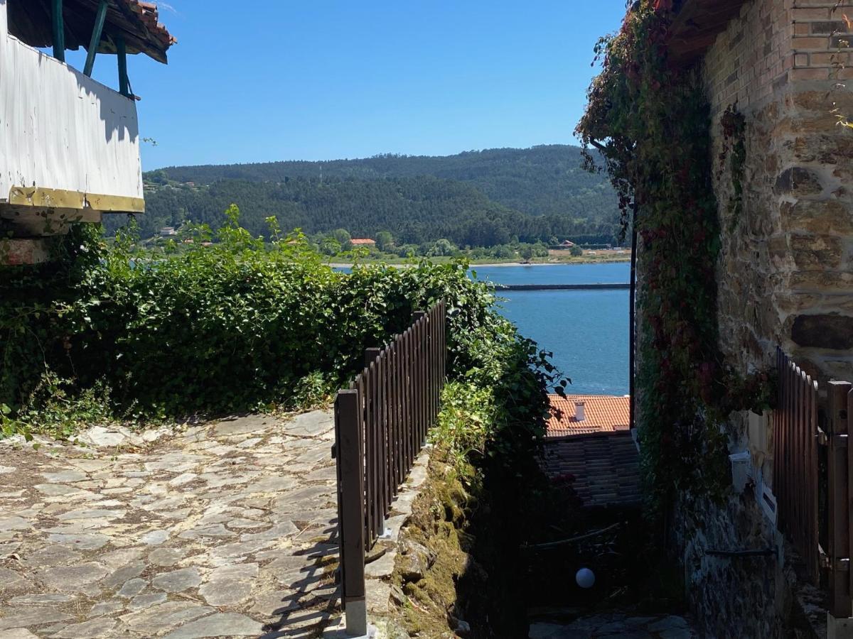 La Casa Del Farero Lägenhet San Esteban de Pravia Exteriör bild